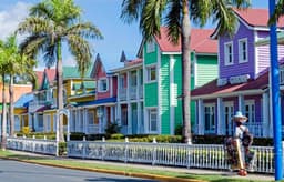 Samaná, paraíso natural que conquista con ballenas, playas y encanto caribeño